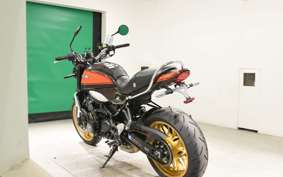 KAWASAKI Z900RS 2022 ZR900C