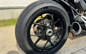 DUCATI STREET FIGHTER V2 2023 3F00