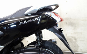 YAMAHA N-MAX SE86J