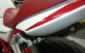 HONDA CB1300SB SUPER BOLDOR A 2006 SC54