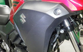 SUZUKI Vｽﾄﾛｰﾑ250 2018