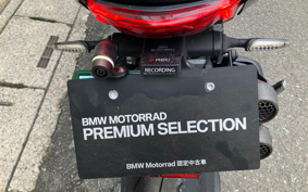 DUCATI M900 MONSTAR 2022 4M00
