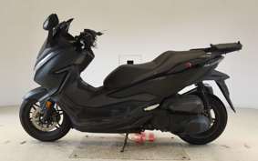 HONDA FORZA 250 MF13