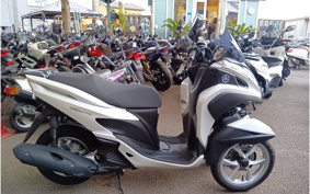 YAMAHA TRICITY 125 SE82J