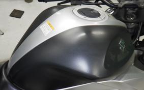 SUZUKI ｼﾞｸｻｰ250 2002 ED22B