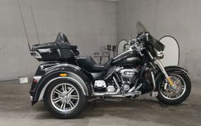 HARLEY FLHTCUTG1750 TRIKE 2017 MAD