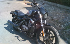HARLEY RH975 NIGHT STAR 2022 ZH1