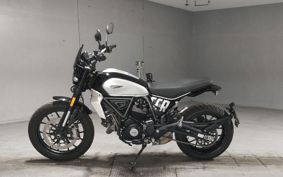 DUCATI SCRAMBLER ICON 7K00AA