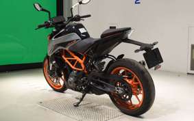 KTM 390 DUKE 2023