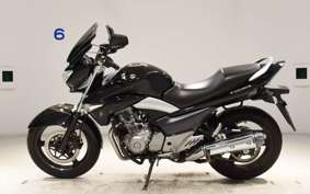 SUZUKI GSR250