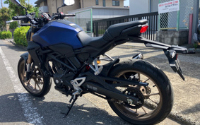 HONDA CB250R MC52