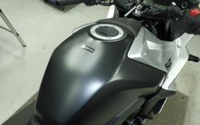 SUZUKI GSX-8R 2024 EM1AA