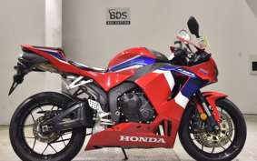 HONDA CBR600RR 2022 PC40