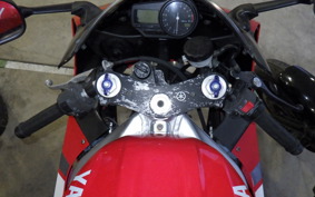 YAMAHA YZF-R1 2002