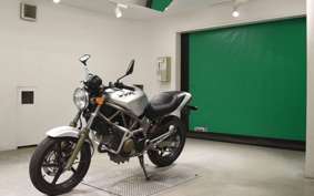 HONDA VTR 250 MC33