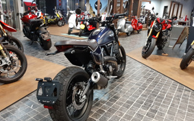 DUCATI DUCATI  SCRAMBLER  NIGHT  SHIFT 2025