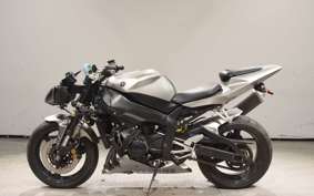 YAMAHA YZF-R1
