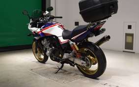 HONDA CB400 SUPER BOLDOR VTEC A 2009 NC42
