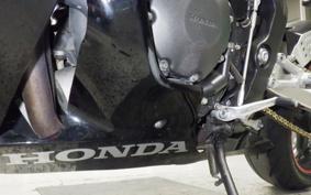 HONDA CBR1000RR 2006 SC57