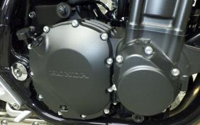 HONDA CB1300SB SUPER BOLDOR 2025 SC54
