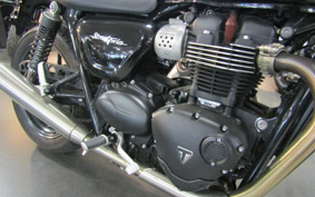 TRIUMPH STREET TWIN 2016 DAD74G