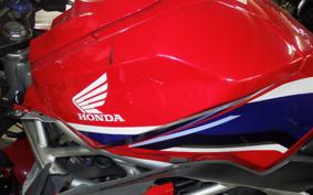 HONDA CBR250RR A MC51