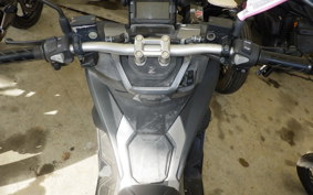 HONDA ADV150