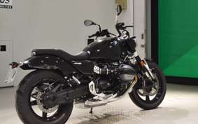 BMW R12 2025