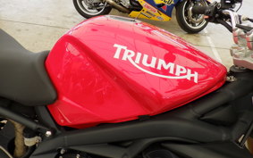 TRIUMPH STREET TRIPLE 2010
