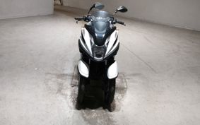YAMAHA TRICITY 125 SE82J