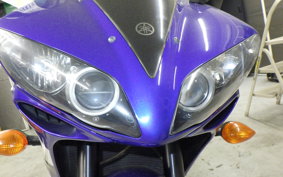 YAMAHA YZF-R1 2004