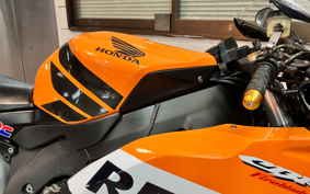 HONDA CBR1000RR 2005 SC57