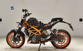 KTM 390 DUKE 2015