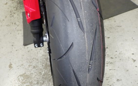 HONDA CBR650R E-Clutch 2025