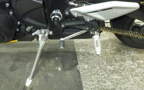 TRIUMPH STREET TRIPLE RS 2023