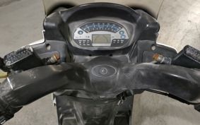 SYM RV125EFi ..