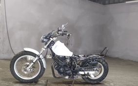 YAMAHA TW225 DG09J