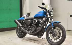 HARLEY XL883R 2005