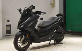 HONDA FORZA 250