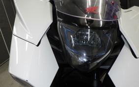 HONDA NM4 VULTUS -02 2014