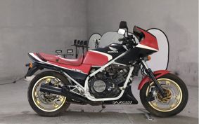 HONDA VF750F RC15