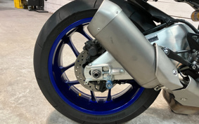YAMAHA YZF-R1 M 2015 RN40