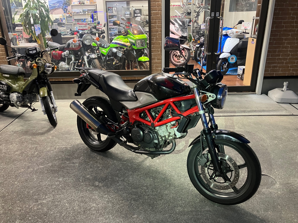 Фото Honda VTR 250 2011 с японского аукциона