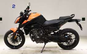 KTM 890 DUKE 2023