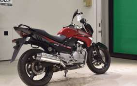 SUZUKI GSR250
