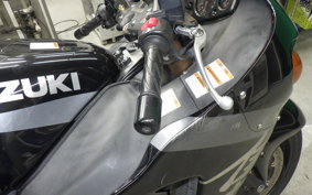 SUZUKI GSX-1300R HAYABUSA 2003