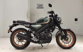 YAMAHA XSR155 2025