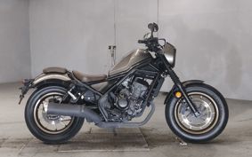 HONDA REBEL 250 S MC49