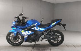 SUZUKI GSX250 R DN11A