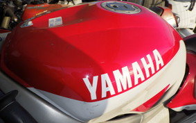 YAMAHA YZF-R6 2000